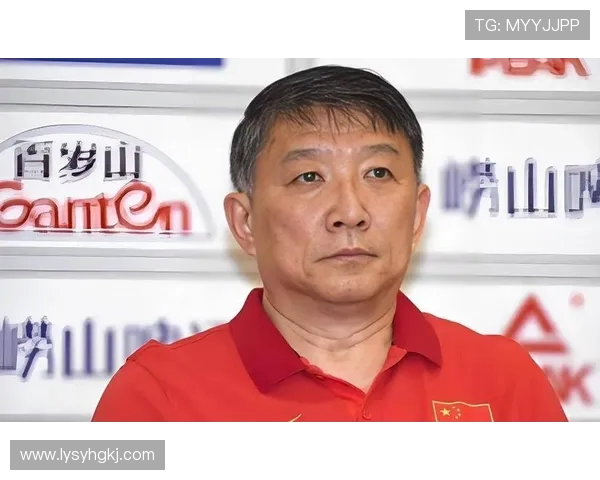 女篮外线哑火引争议!名记力挺宫鲁鸣铁腕决策,李梦缺席背后的战略博弈 女篮外线哑火引争议!名记力挺宫鲁鸣铁腕决策,李梦缺席背后的战略博弈