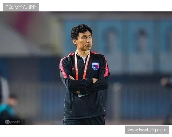 李玮锋:拒中超邀约,深耕青训沃土 李玮锋:拒中超邀约,深耕青训沃土